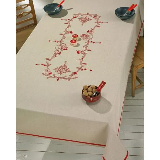 Permin of Copenhagen - Tischdecke Weihnachtszwerge (vorgedruckt)