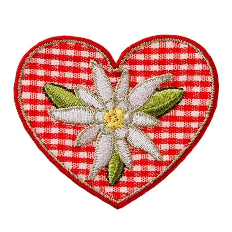 Applikation Herz mit Edelweiss, kariert