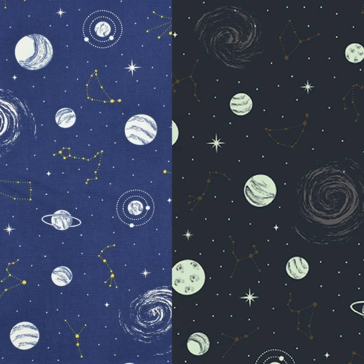 Dekostoff Halbpanama Glow in the Dark Sternenhimmel, blau