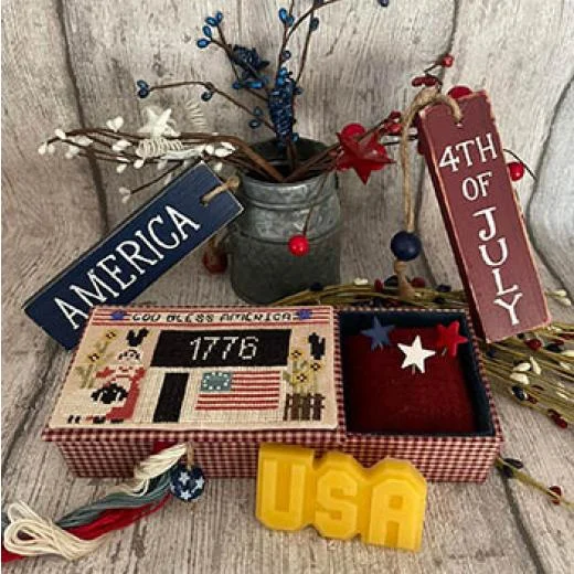 Mani Di Donna - God Bless America Sewing Box