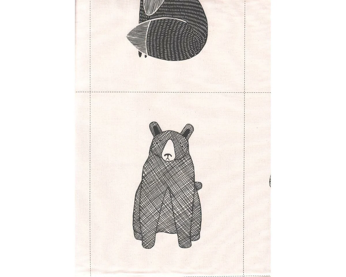 45-cm-Rapport Patchworkstoff THICKET, Tier-Illustrationen, natur-schwarz, Moda Fabrics