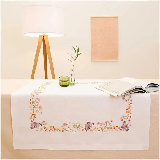 Tischdecke Herbstblumen bedruckt - Rico Design (Stickpackung)