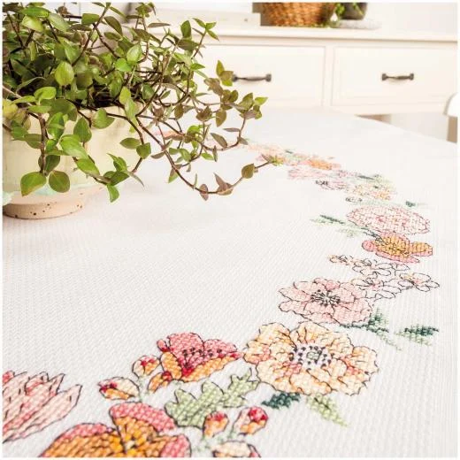 Tischdecke Blumenkranz - Zählmusterstickpackung Rico Design