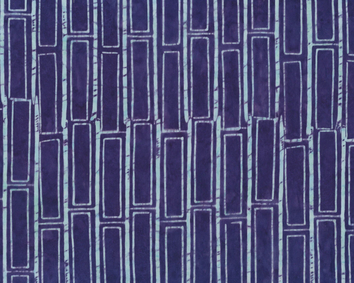 Batik-Patchworkstoff LATITUDE BATIKS, Ziegel-Rechtecke, pflaume-hellblau, Moda Fabrics