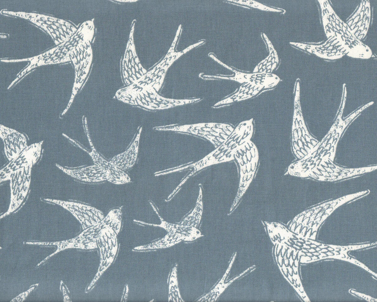 Dekostoff FLY AWAY, Schwalben, blaugrau, Clarke & Clarke