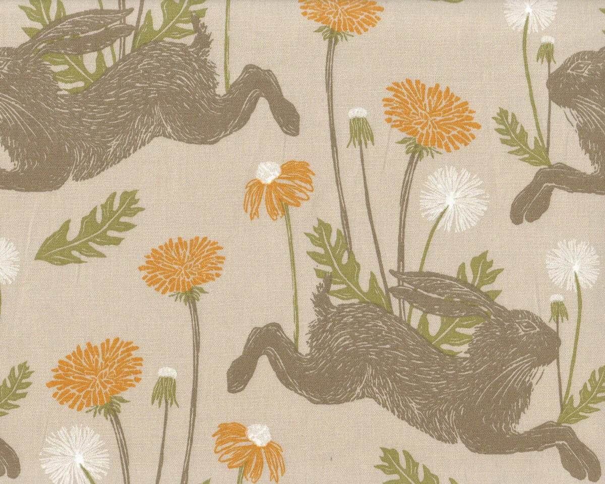 Dekostoff MARCH HARE, Hasen, natur dunkel, Clarke & Clarke