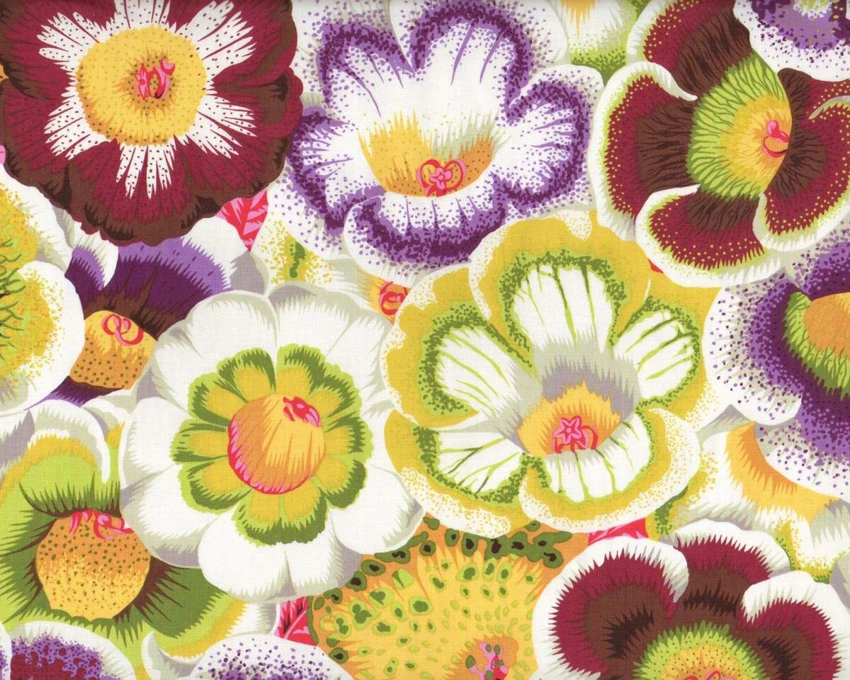 Feiner Patchworkstoff GLOXINIAS, Riesen-Blüten, senfgelb-aubergine
