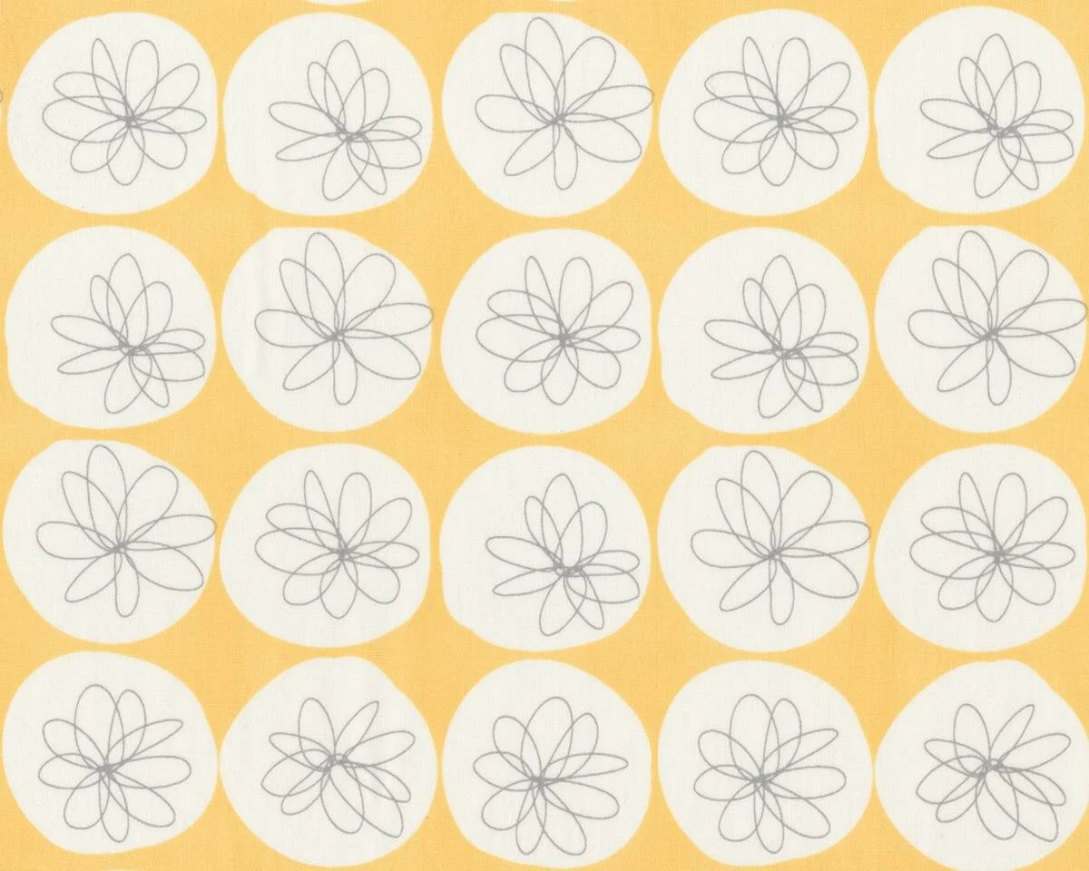 Feiner Popeline-Patchworkstoff GOSSAMER, Blüten-Kreise, pastellgelb