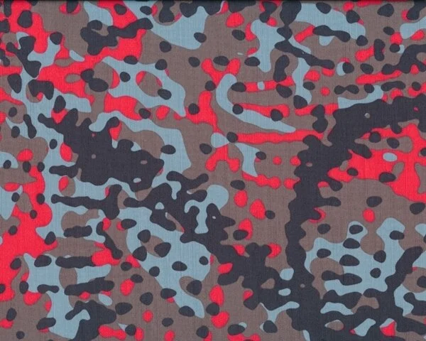 Italienischer Baumwoll-Stretch CAMOUFLAGE, dunkelgrau-hellrot
