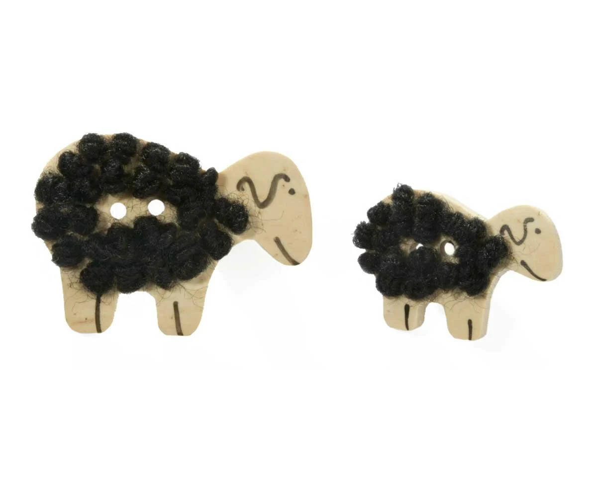 Knopf aus Cocos SCHAFE mit Fell, schwarz