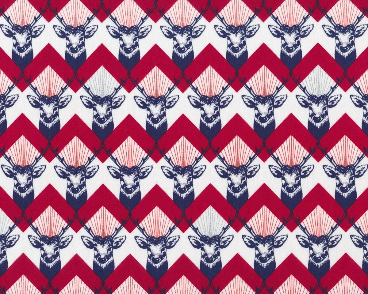 Leichter Baumwoll-Satin ECHINO HUEDRAWER, Hirsche und Chevron-Zacken, rot-dunkelblau-silber, Kokka