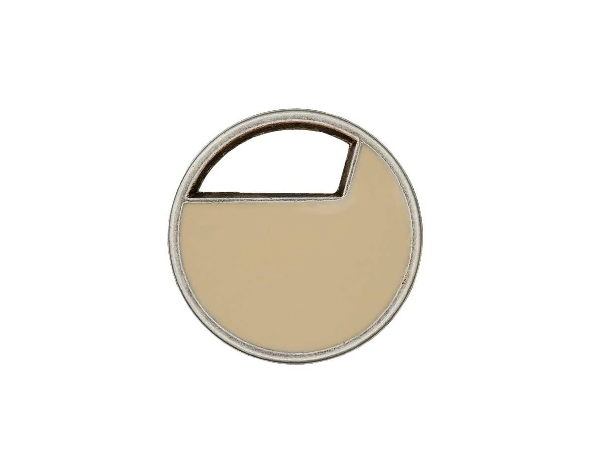 Metallknopf mit AUSSCHNITT, lackiert, helles beige