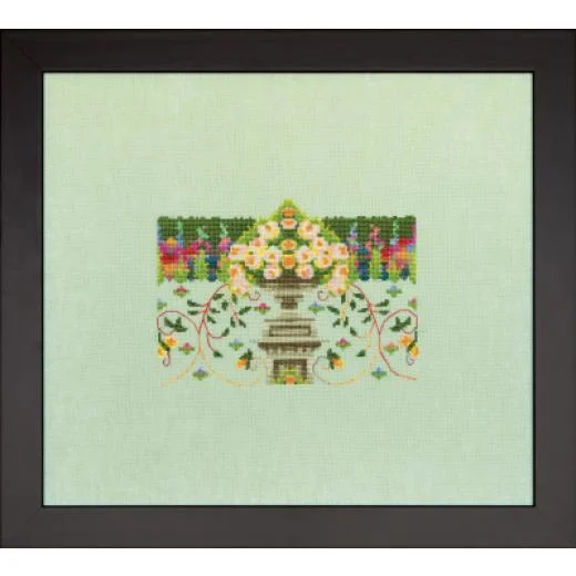 Nora Corbett - Blossom Urn