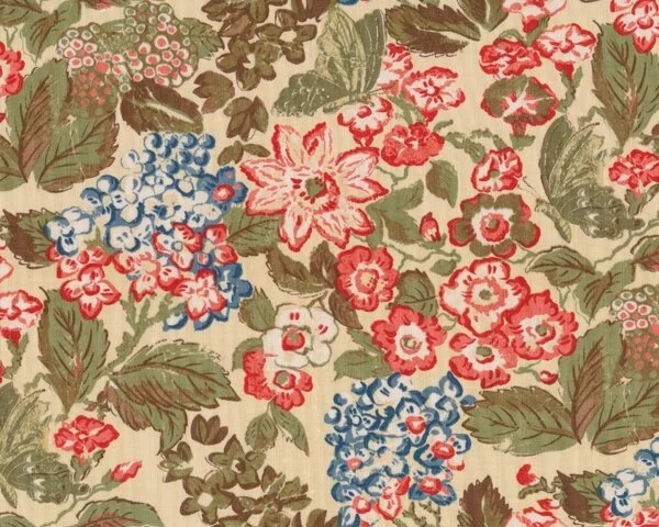 Patchworkstoff "Amelia's Attic", Blütensträuße mit Blättern, helles olive-hellrot
