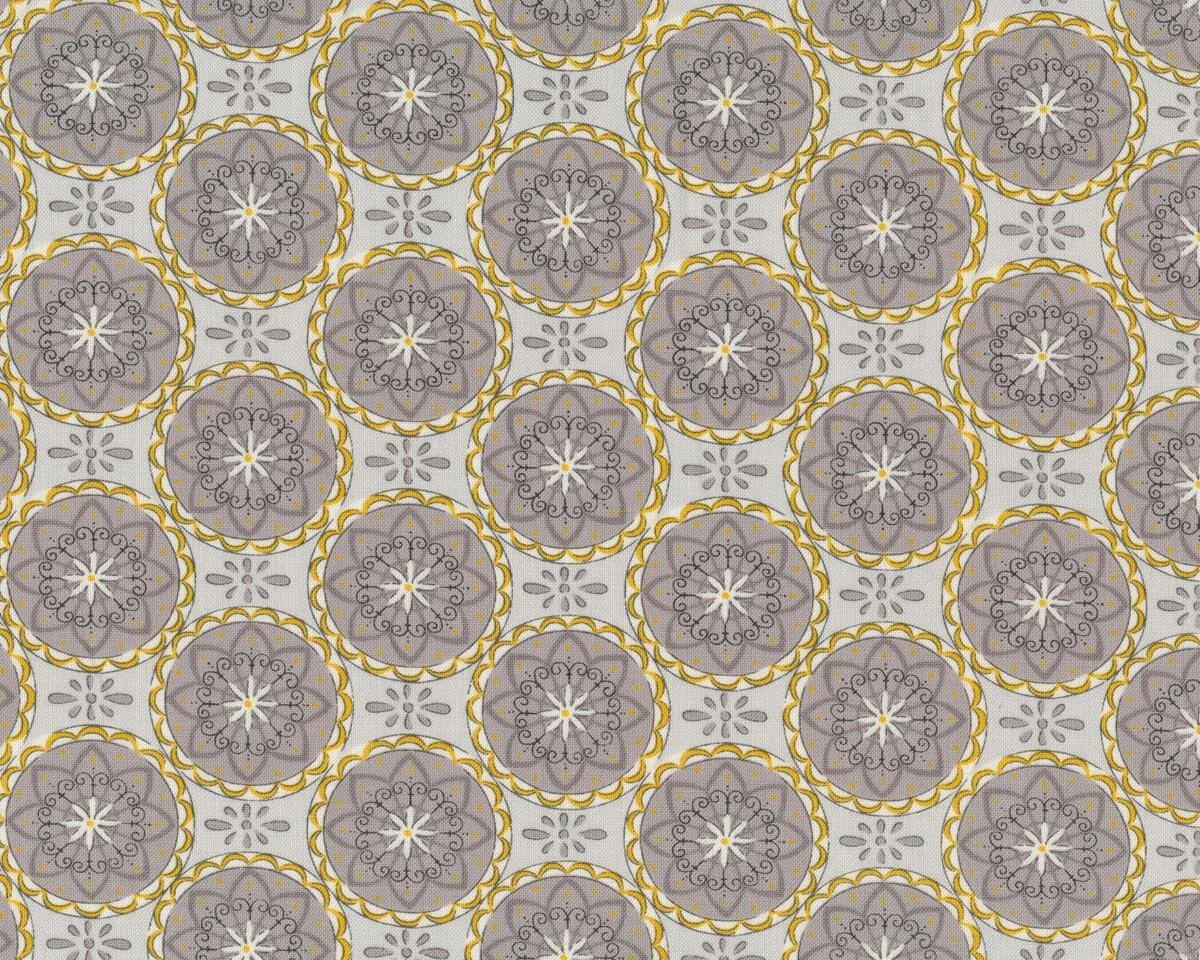 Patchworkstoff BEE CREATIVE, Blumenkreise, beigegrau-maisgelb, Moda Fabrics