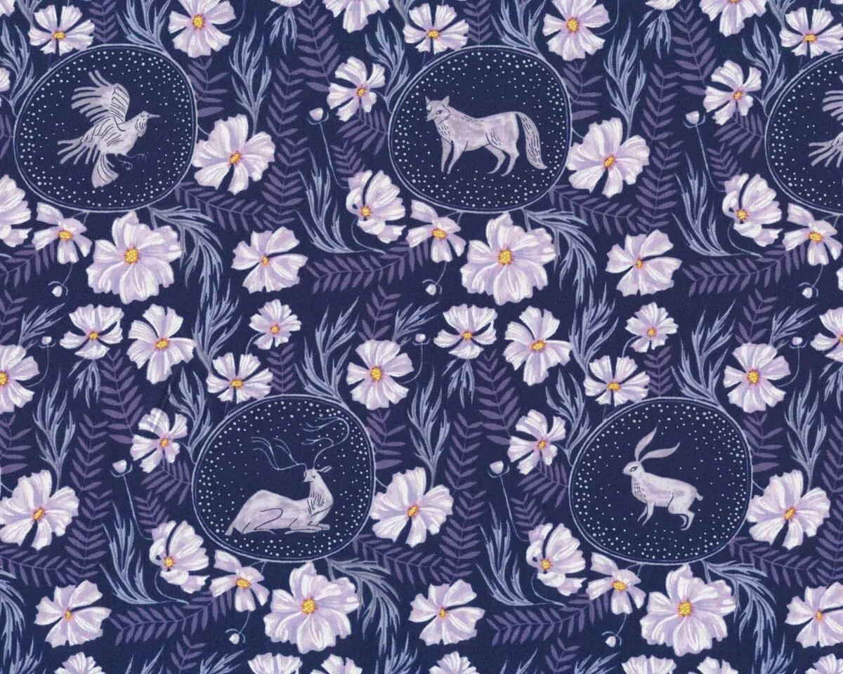 Patchworkstoff GHOSTWOOD, Blumen und Tiermedaillons, Dear Stella