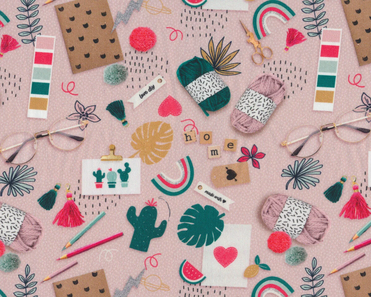 Patchworkstoff HANDMADE, Handarbeiten mit Brille, altrosa