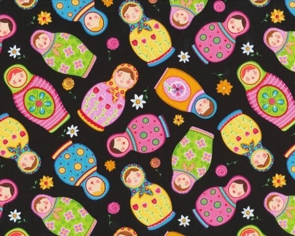 Patchworkstoff "Holzpuppe" mit Matrjoschkas, schwarz-pink
