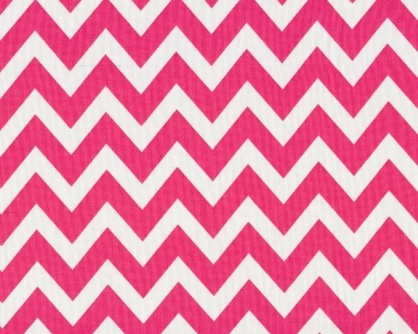 Patchworkstoff REMIX, breite Chevron-Zacken, kräftiges pink-weiß