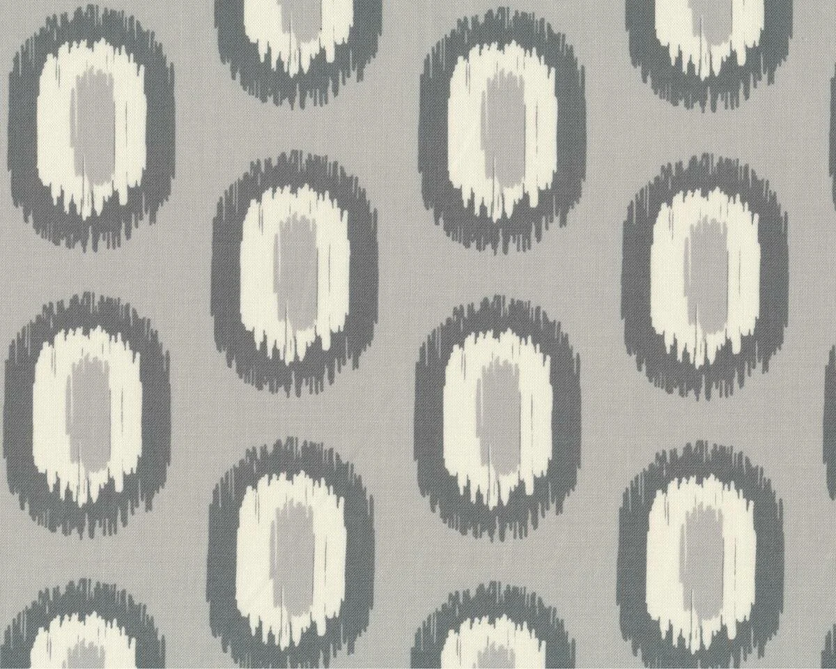 Patchworkstoff SERENITY, Ikat-Ovale, hellgrau-grau, Moda Fabrics