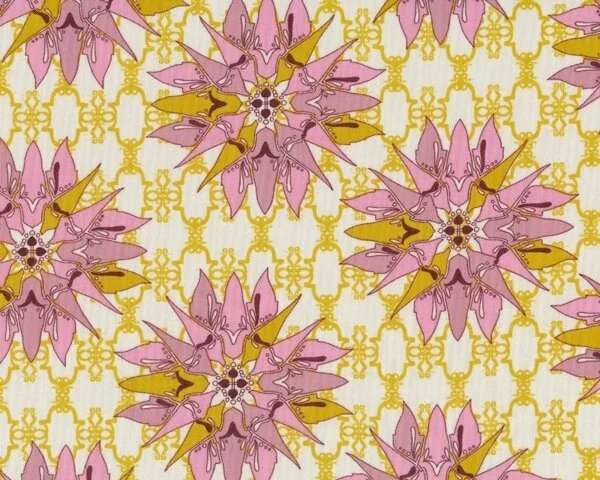 Patchworkstoff STAR FLAKES AND GLITTER, Phantasie-Sternen-Blüten, altrosa-goldgelb