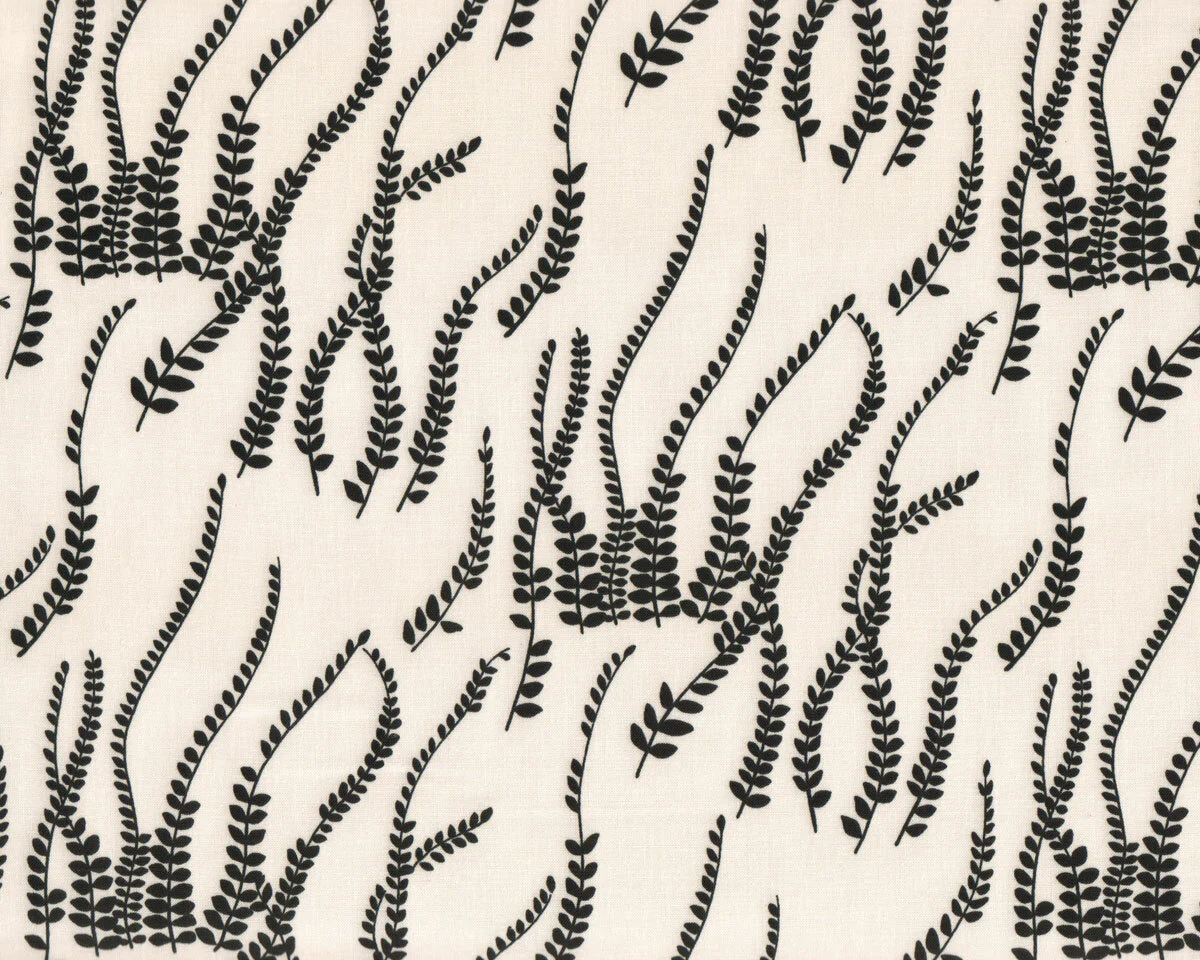 Patchworkstoff THE GHASTLIES, Farne, wollweiß-schwarz, Alexander Henry