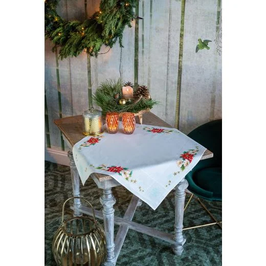 Tischdecke Weihnachtsstern - Zählmusterstickpackung Vervaco Verachtert