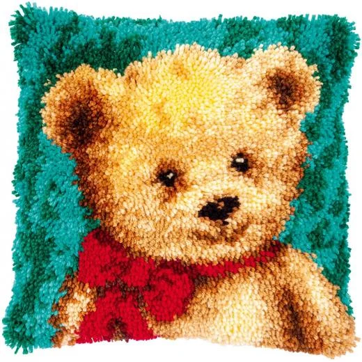 Vervaco - Knüpfkissen Kleiner Bär