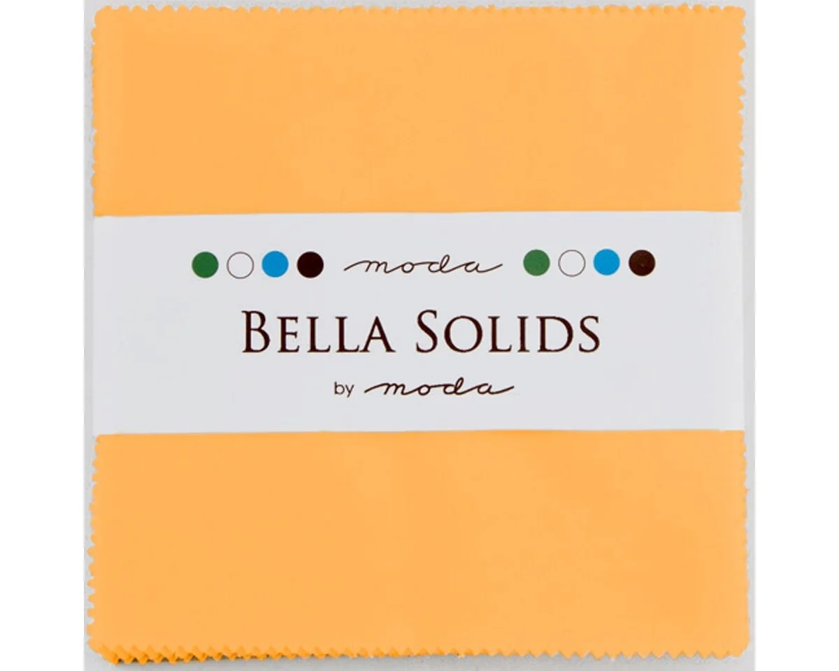 Precuts Charm Pack BELLA SOLIDS, 12,5 x 12,5 cm, 42 Quadrate, gedecktes orange, Moda Fabrics