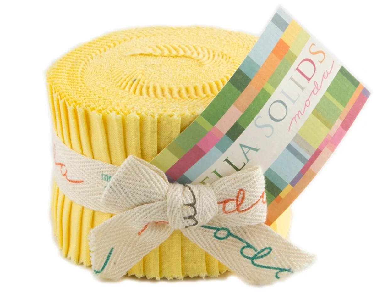 Precuts Junior Jelly Roll BELLA SOLIDS, 6 x 110 cm, 20 Streifen, pastellgelb, Moda Fabrics