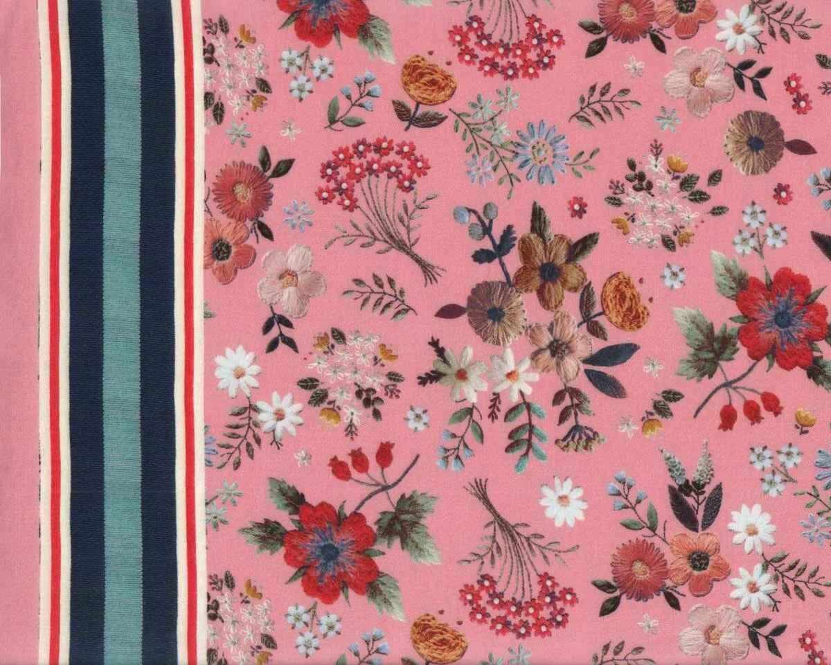 Viskosestoff CHRISTIN, Stickblüten, rosa